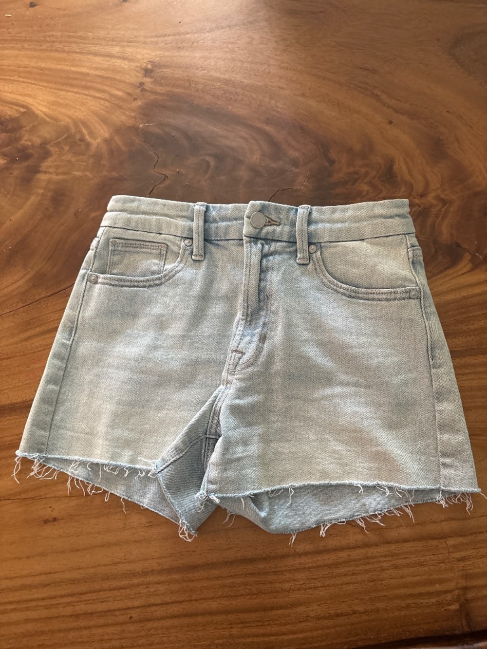 Jean Shorts super cute! Festival, summertime, beach 🏖️